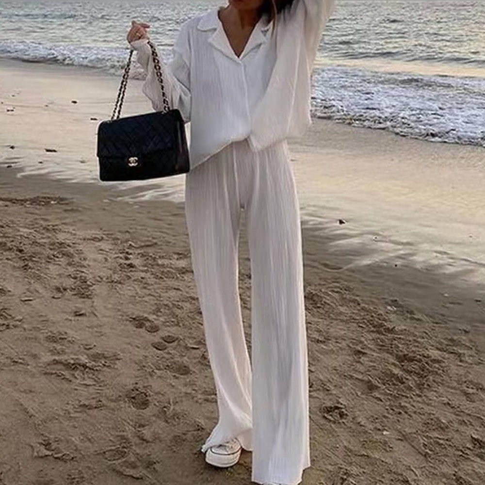 NWOT White two piece set, size small